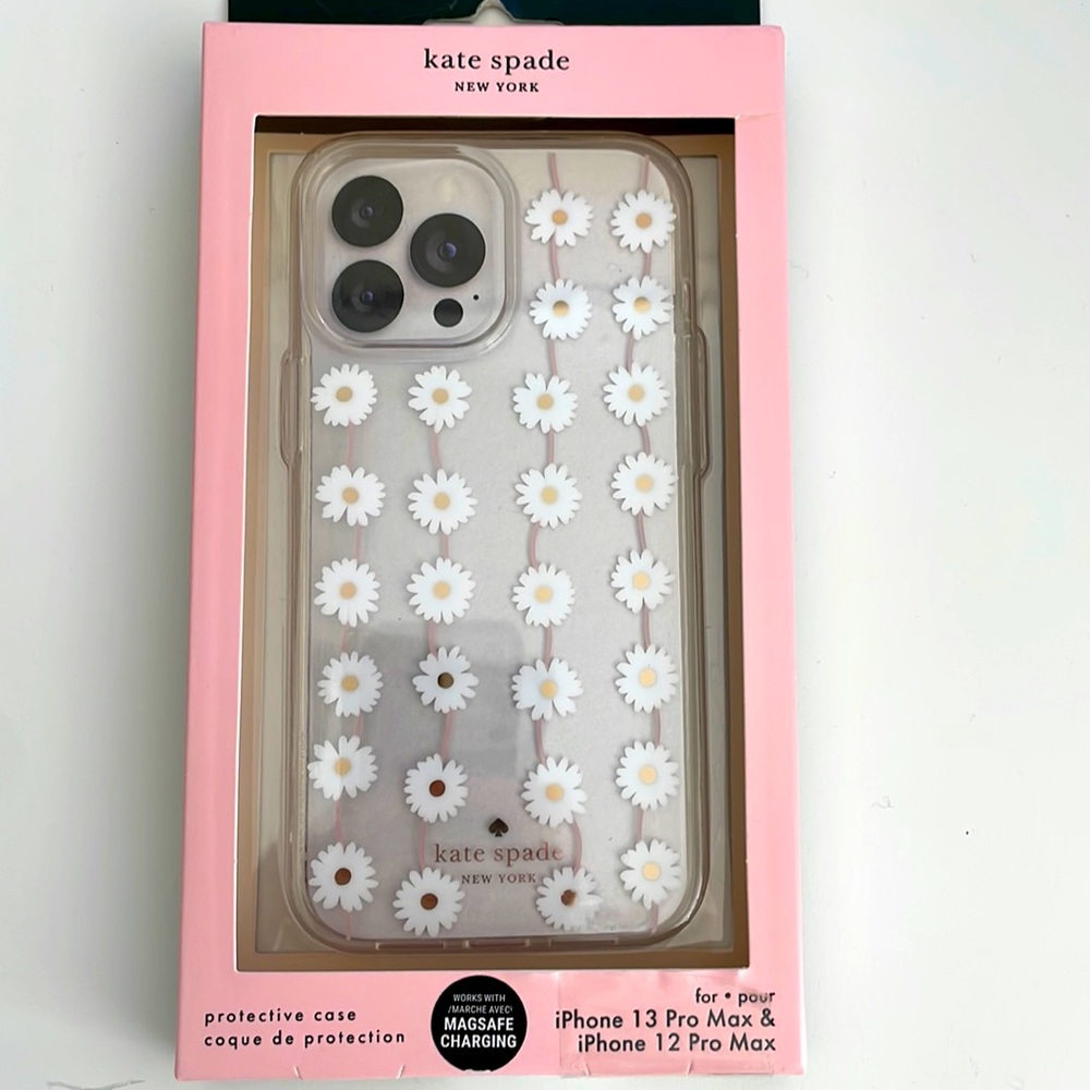 NIB ♠️ Kate Spade ♠️ iPhone 13 Pro Max & 12 Pro Max Phone Case ♠️ Daisies